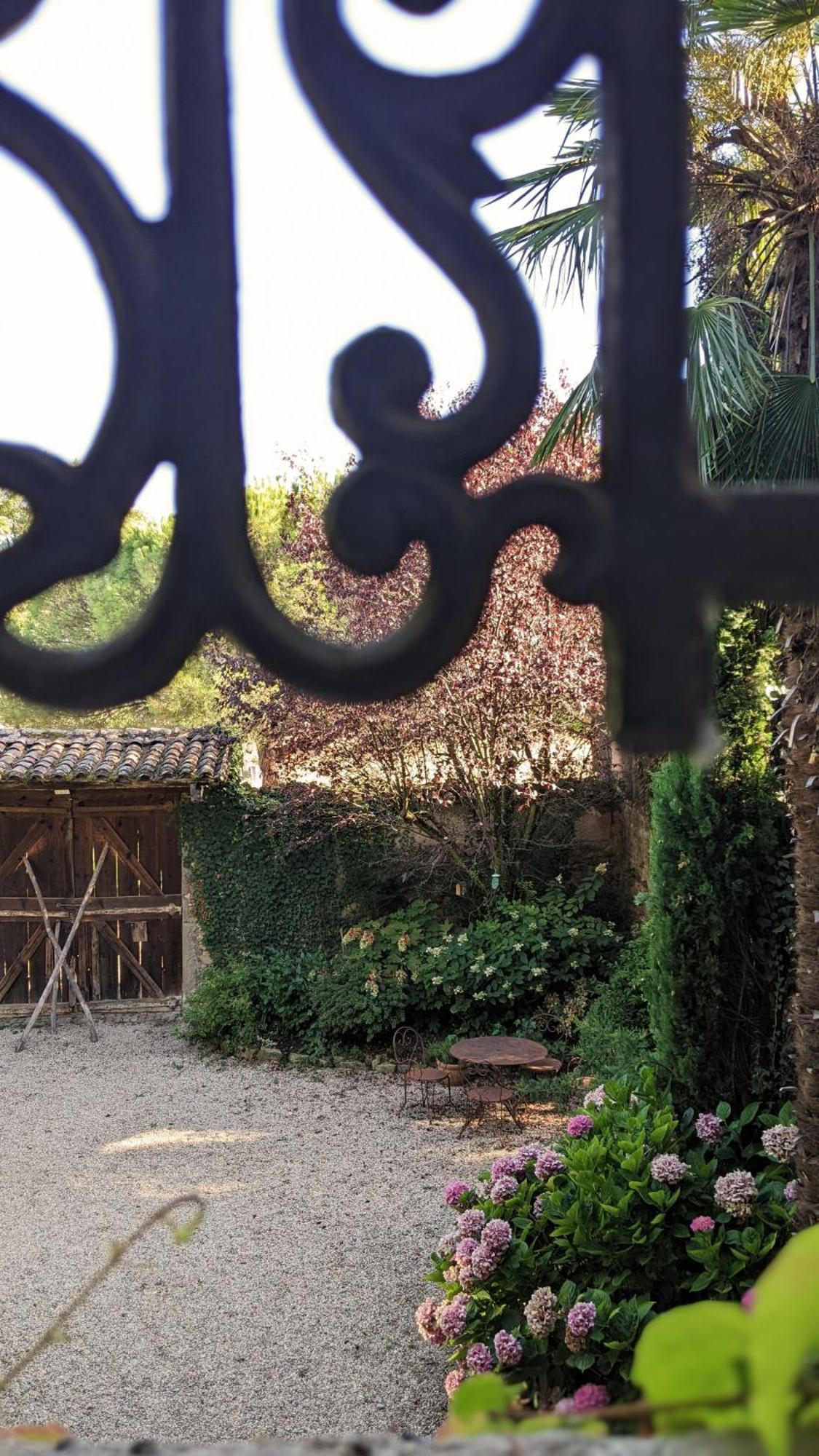 Le Clos Du Perret Chaussan Zewnętrze zdjęcie